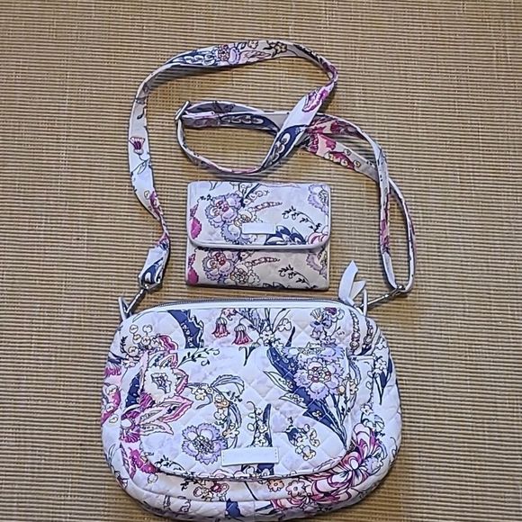 Vera Bradley Handbags - Vera Bradley 2 Piece Purse and Wallet Set - Quilted Off White Floral